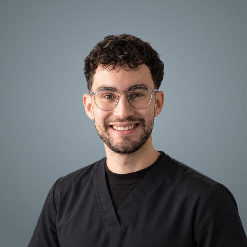 Dr. Pedro Manzano